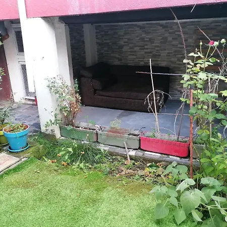 Planta Baja De Casa Con Patio * Виго